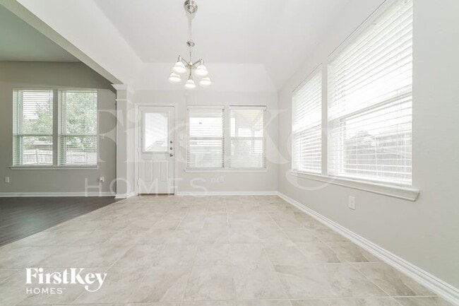 Photo - 1521 Toucan Dr