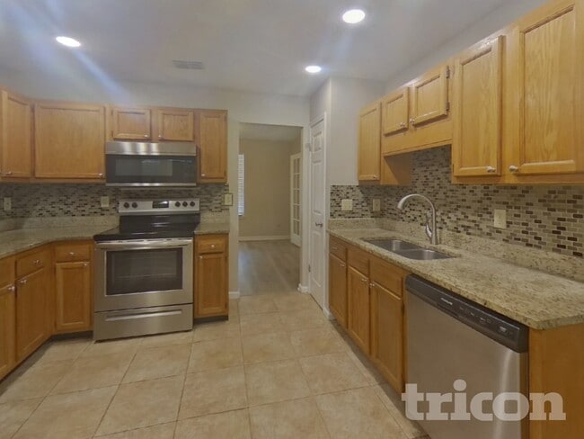 Photo - 2068 Manucy Ct