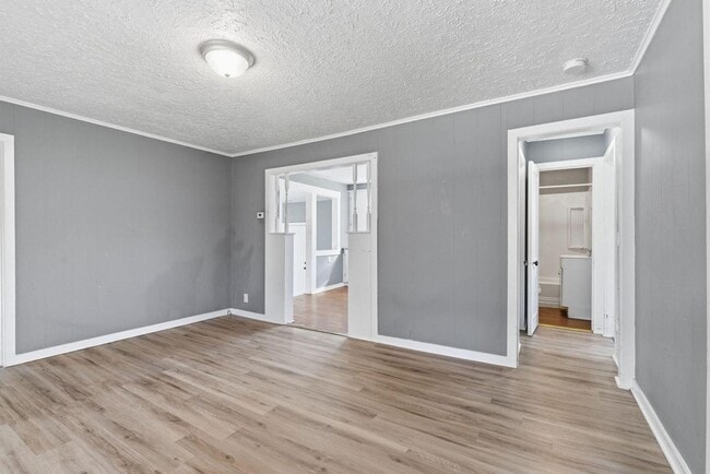 Photo - 3 Bedroom | 1 Bathroom Home | PET FRIENDLY!