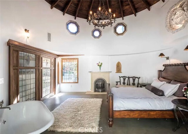 Photo - 8978 Wonderland Ave