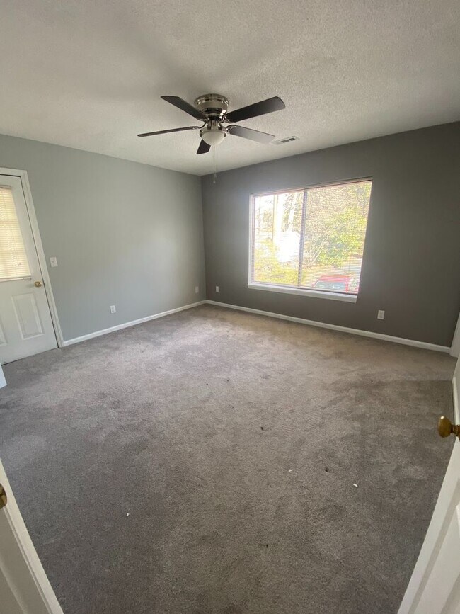 Photo - 236 Davidson St