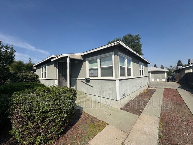 Building Photo - 500 N Hall St