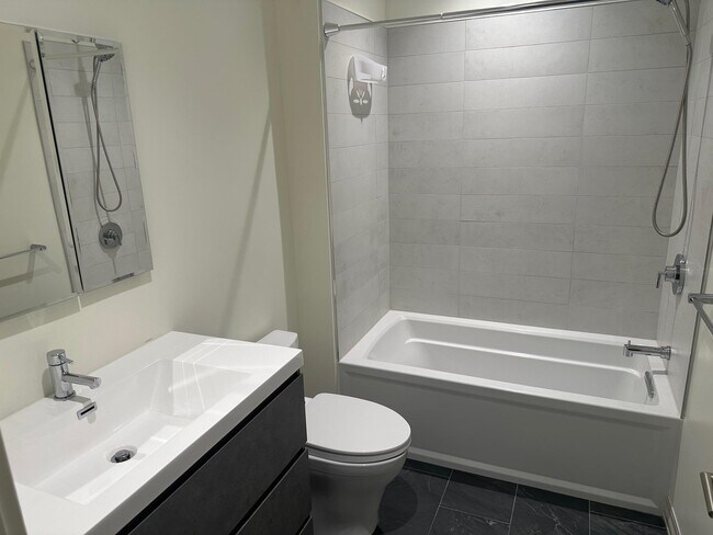 Photo - 38 Ladds Ln Unit 7