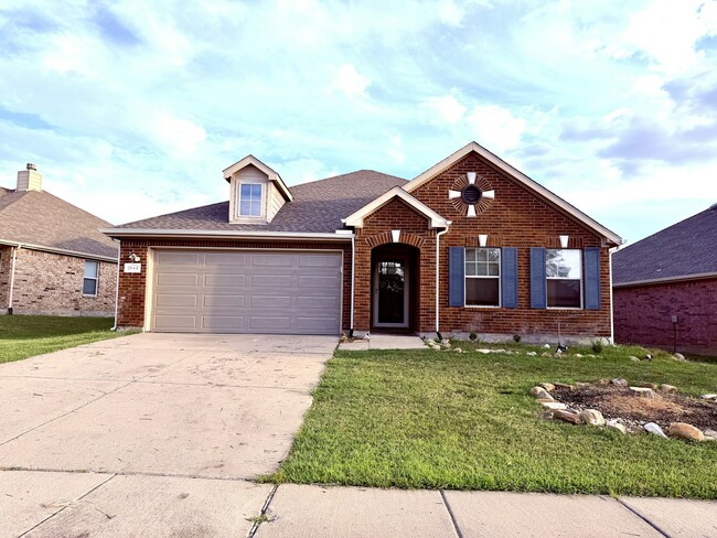 Building Photo - 2644 Calmwater Dr