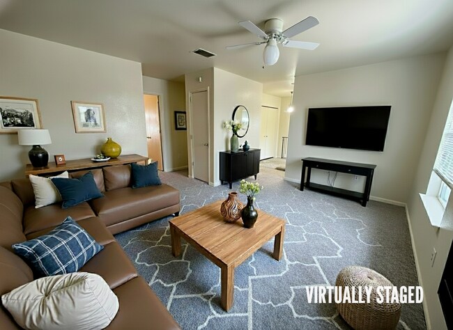 Photo - 1706 Benttree Dr Unidad # C