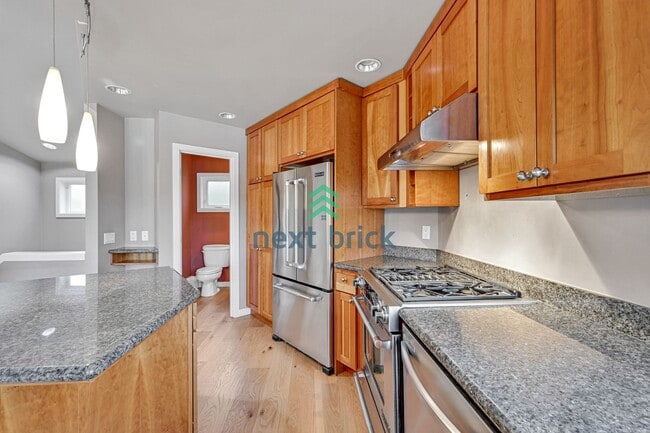 Photo - 2 Bed 2.5 Bath Townhome for Rent