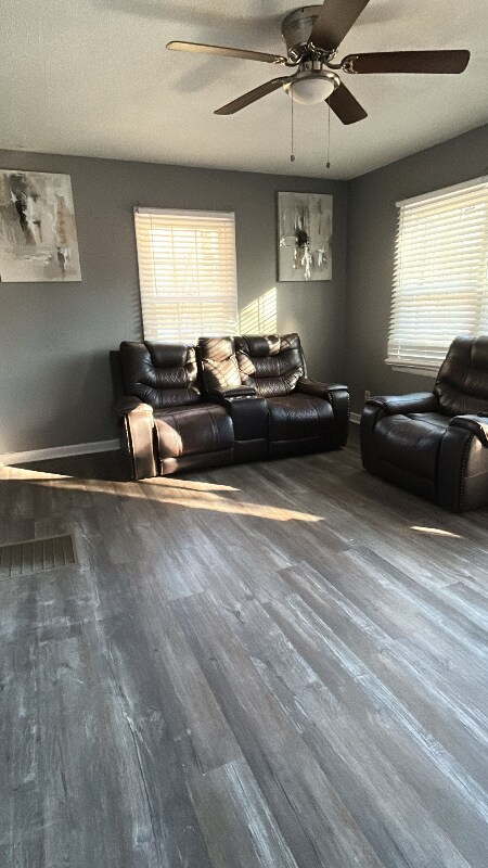 Photo - 1006 Hutchens Rd SE