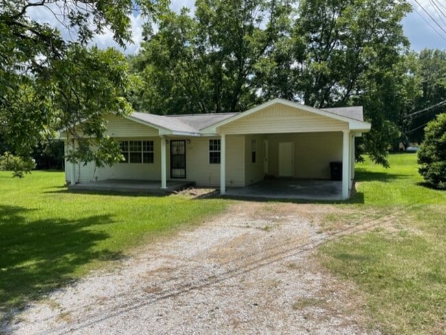Building Photo - Renovated 3 Bedroom 1 Bath Home for Rent!