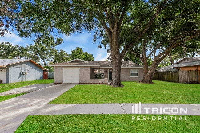 Building Photo - 1016 Sagamore Dr Rental