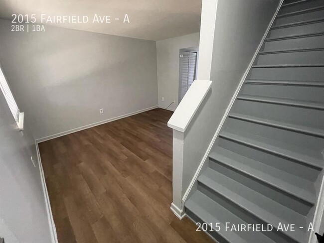 Photo - 2015 Fairfield Ave Apartamento Unidad A