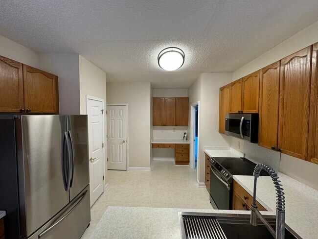 Photo - 1958 Wilrose Pl