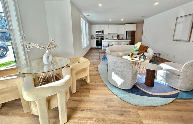 Photo - 26 Union St Unidad 110