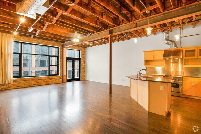 Building Photo - 411 Brazos St Unit 207 Rental