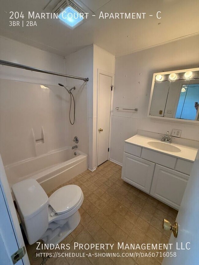 Photo - 204 Martin Ct Apartamento Unidad C
