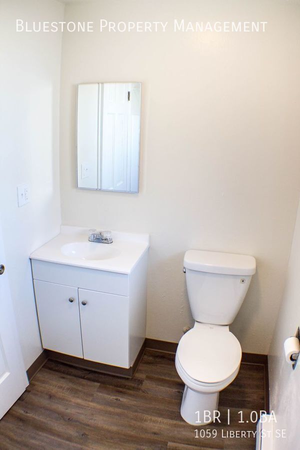 Photo - Beautiful 1 Bedroom Apartment Near Downtow...