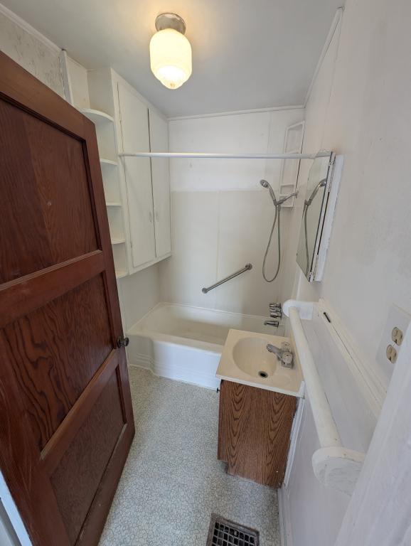 Photo - 516 Walnut St