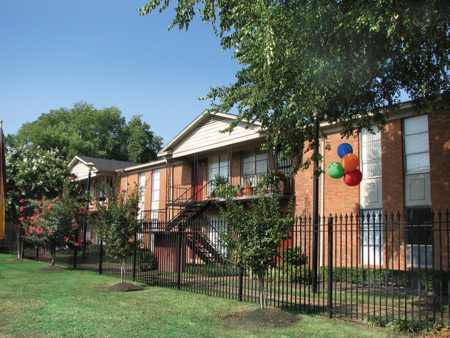 Apartments On Getwell