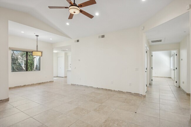 Photo - 15050 N Thompson Peak Pkwy Unit 2053