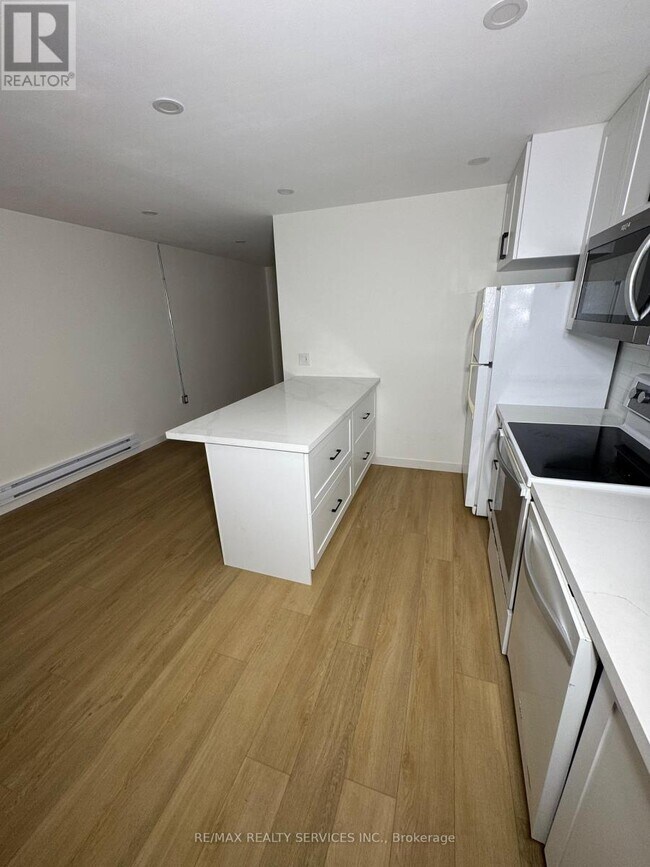 Photo - 16 East Ave Unit 8