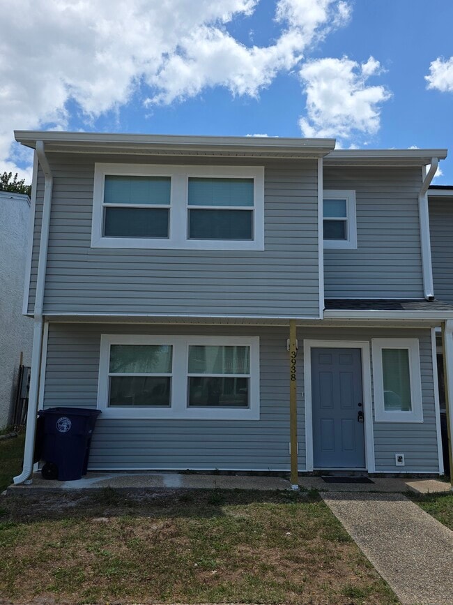 Building Photo - 3938 Solano Rd