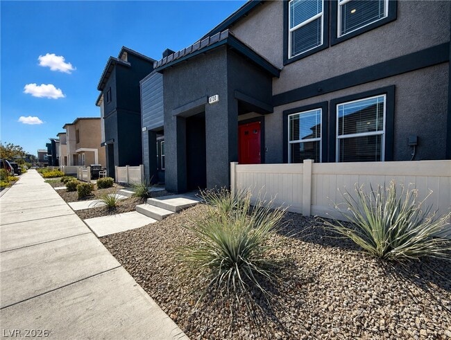 Photo - 3730 Celesta Vis Ave