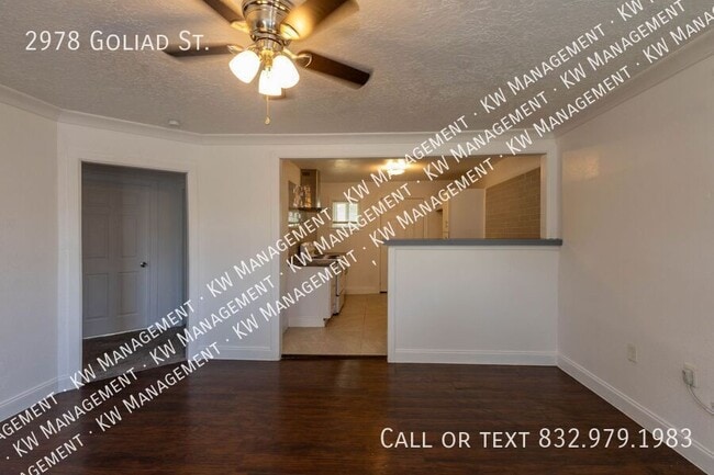 Photo - 2978 Goliad St