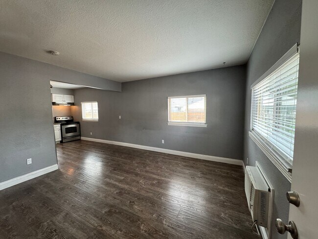 2643 32nd St Unidad 2643#2 32ND ST