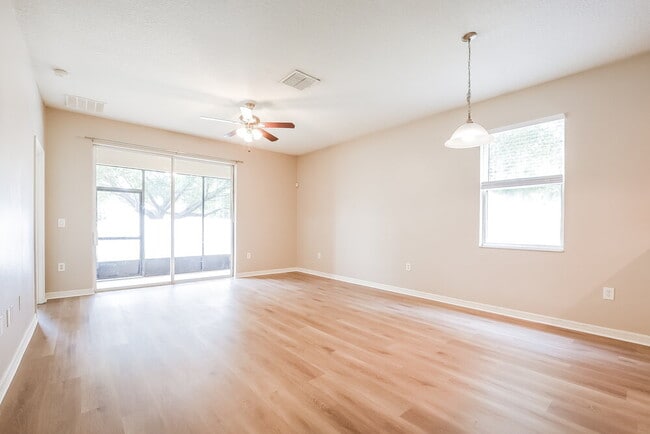 Photo - 1919 Beardsley Dr