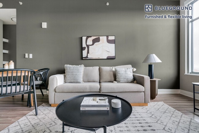 Photo - 4800 Auburn Ave Unidad FL16-ID1150