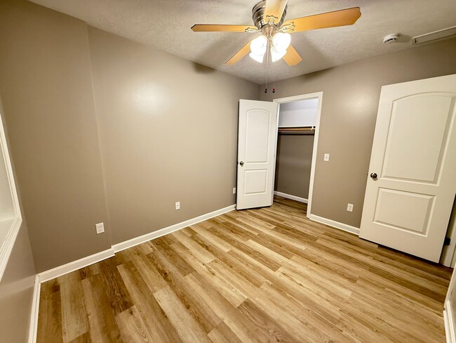 Photo - 35-37 Westwood Drive Unit 35