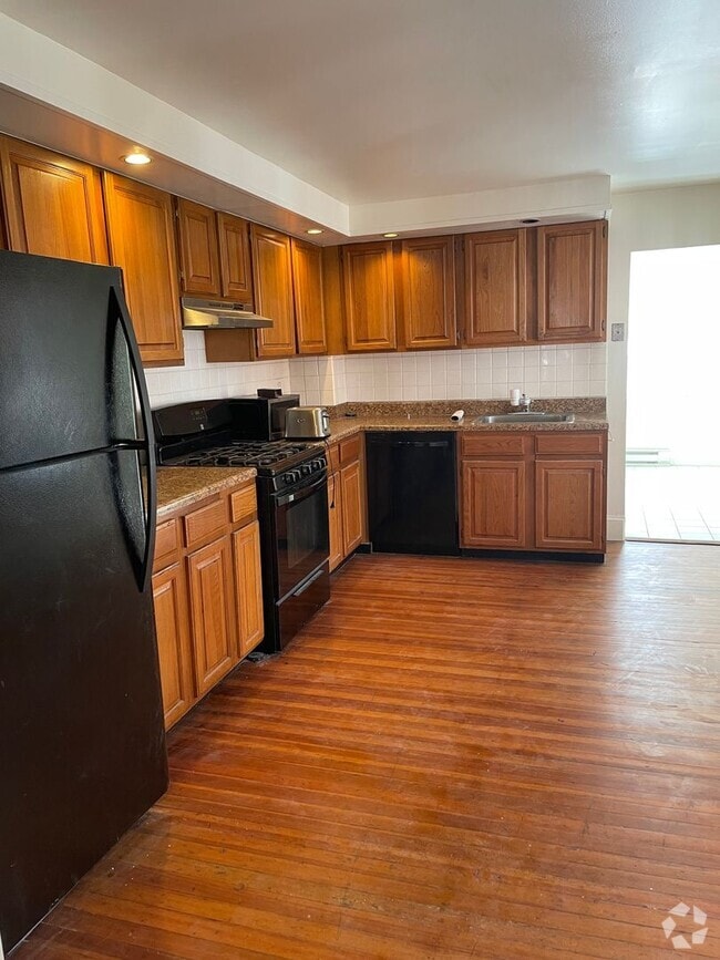 Building Photo - 1436 William St Unit 2 Rental