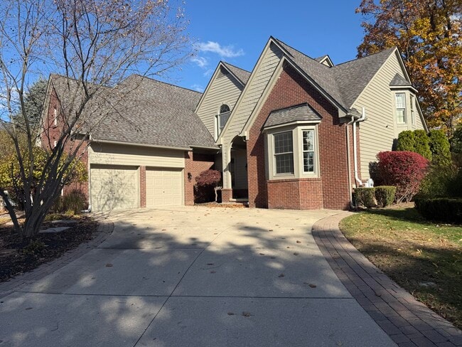 Photo - 18145 Shoreline Ct