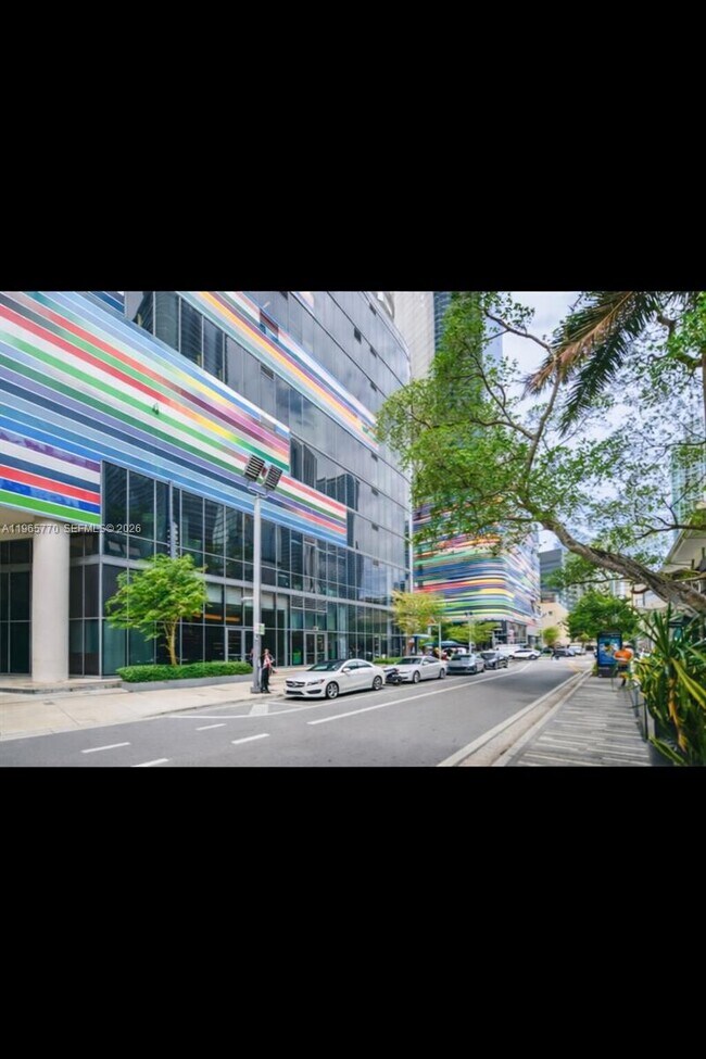 Photo - 45 SW 9th St Unidad 1004