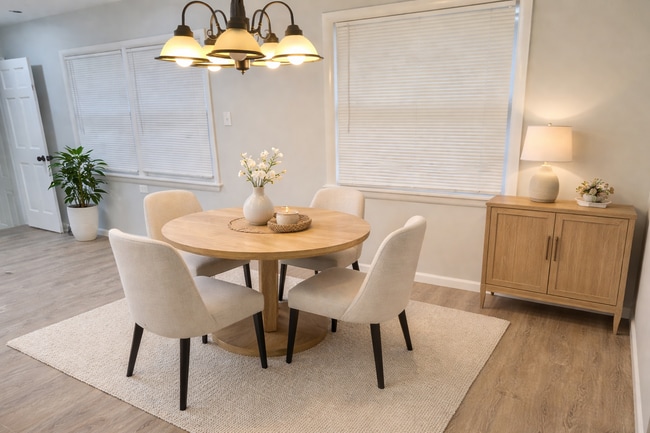 Photo - 5410 N Neenah Ave