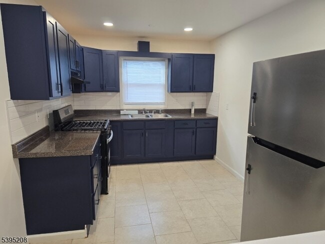 Photo - 67 Lindsley Ave