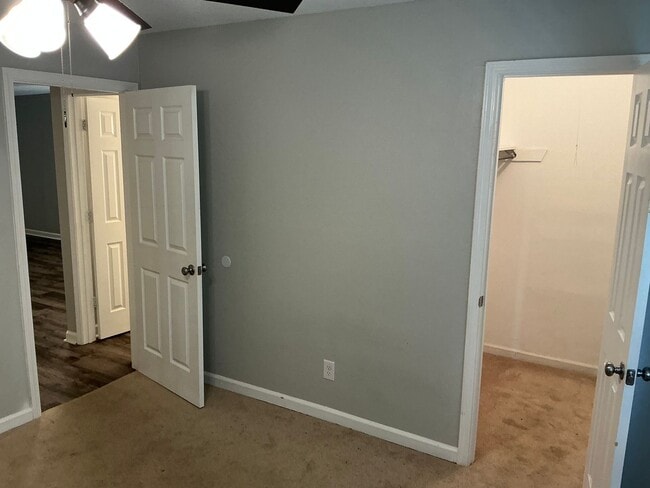 Photo - 1005 Piney Woods Rd Unidad C