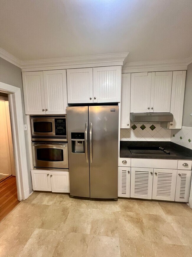 Photo - Beautiful Four Bedroom House, Right Off Grove and Patterson!! Lawn Care Included!!