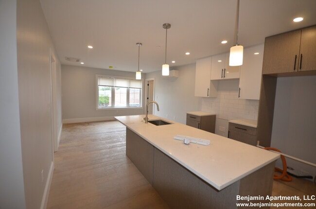 Photo - 425 Market St Unidad 206