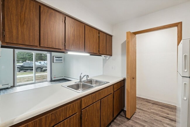 Photo - Countryside Apartments (Countryside Apts LLC)