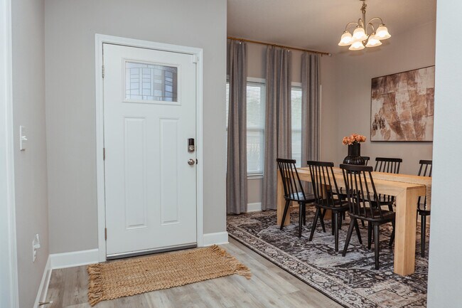 Photo - 105 Sago Palm Wy