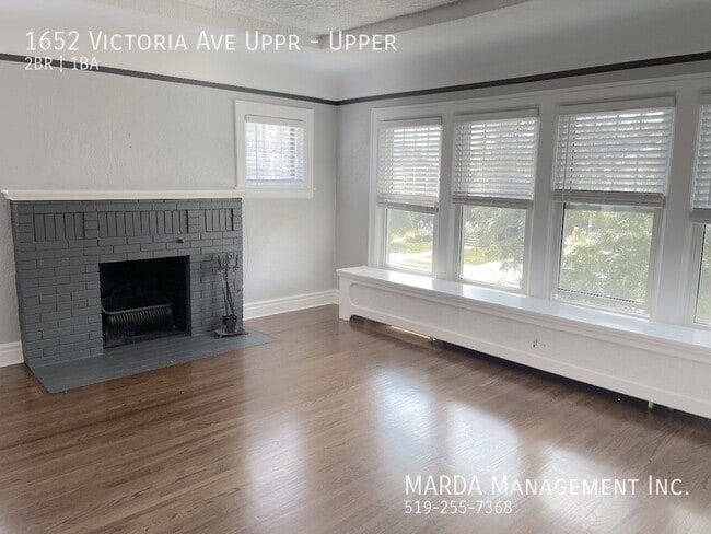 Photo - CHARMING 2 BED/1 BATH UPPER ON VICTORIA + HYDRO & GAS Unit Upper