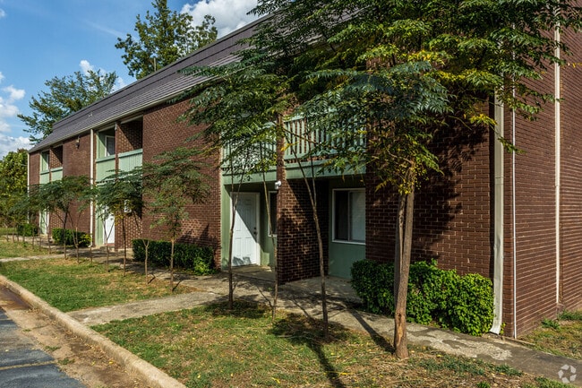 Oakwood Apartments