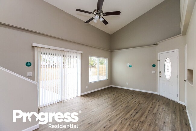 Photo - 2718 W Brooks St