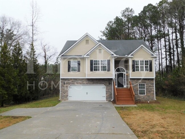 Building Photo - 4040 Oglesby Rd