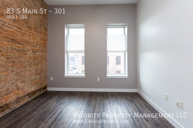 Photo - 83 S Main St Unit 301