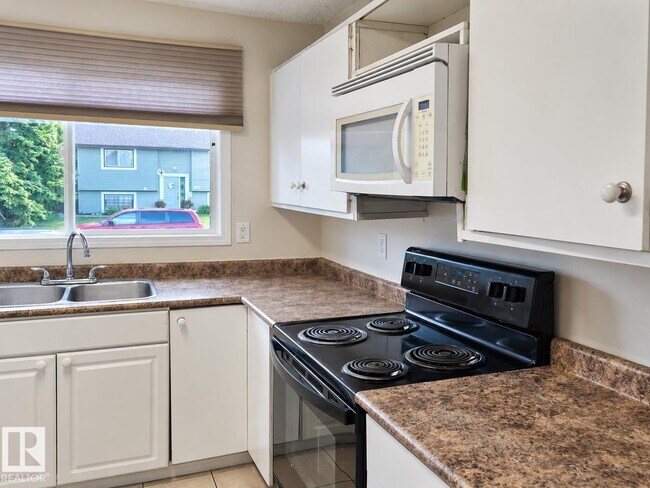 14411-14431 31 St NW
