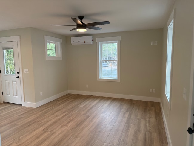 Photo - 480 Wareham St