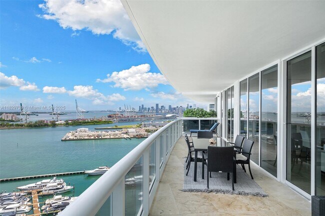 Photo - 400 Alton Rd Unidad 2208 Rental