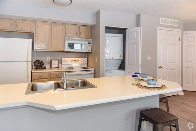 Building Photo - 705 Hill Park Ct Rental