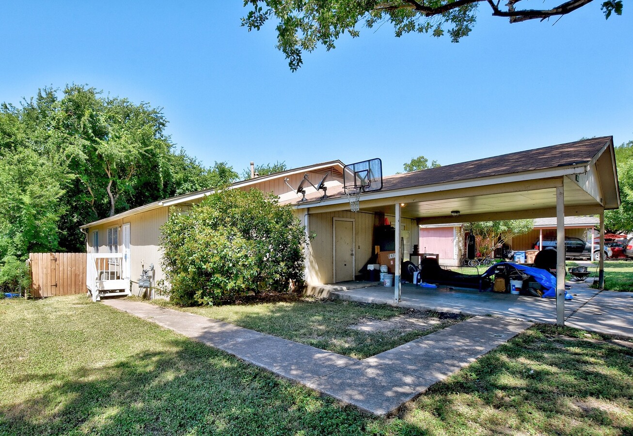 Photo - 5707 Spring Meadow Rd Townhome